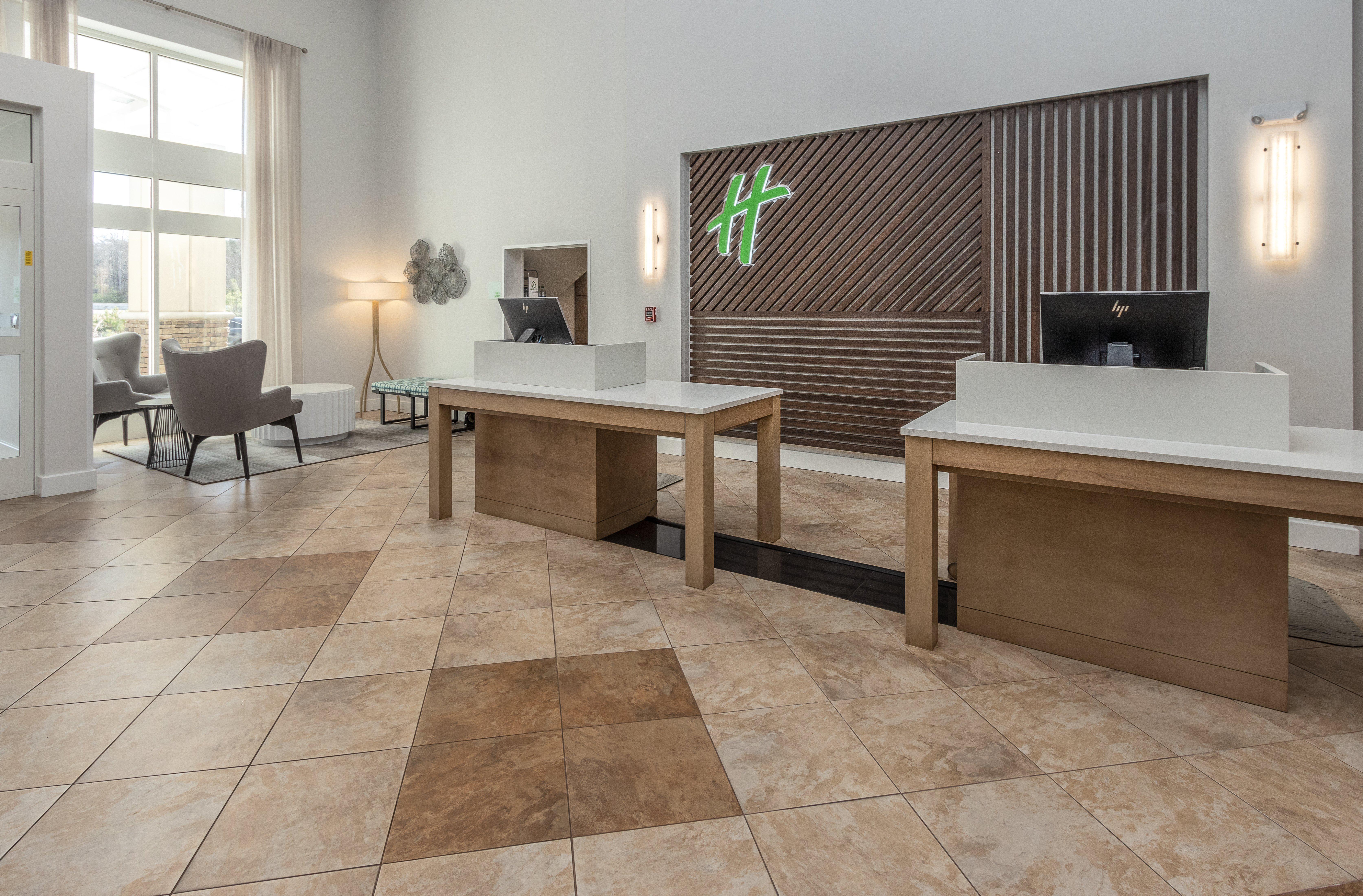 Holiday Inn Hotel & Suites Memphis-Wolfchase Galleria By Ihg Eksteriør billede